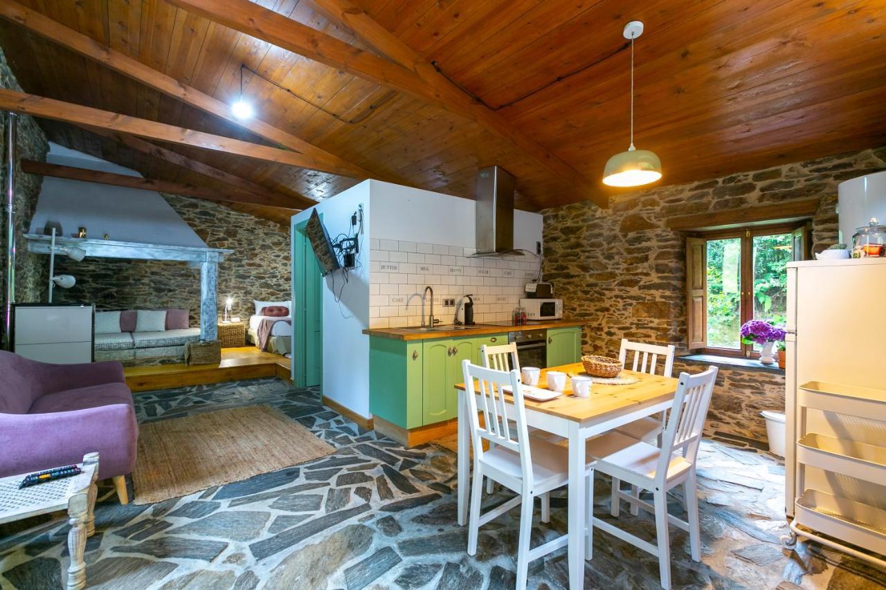 Casas Del Molino - Muinos Do Mainzoso Turismo Rural Paderne エクステリア 写真