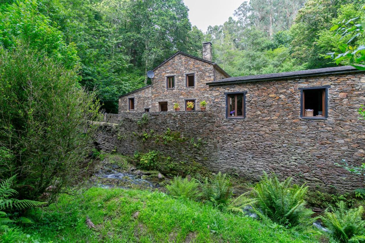Casas Del Molino - Muinos Do Mainzoso Turismo Rural Paderne エクステリア 写真