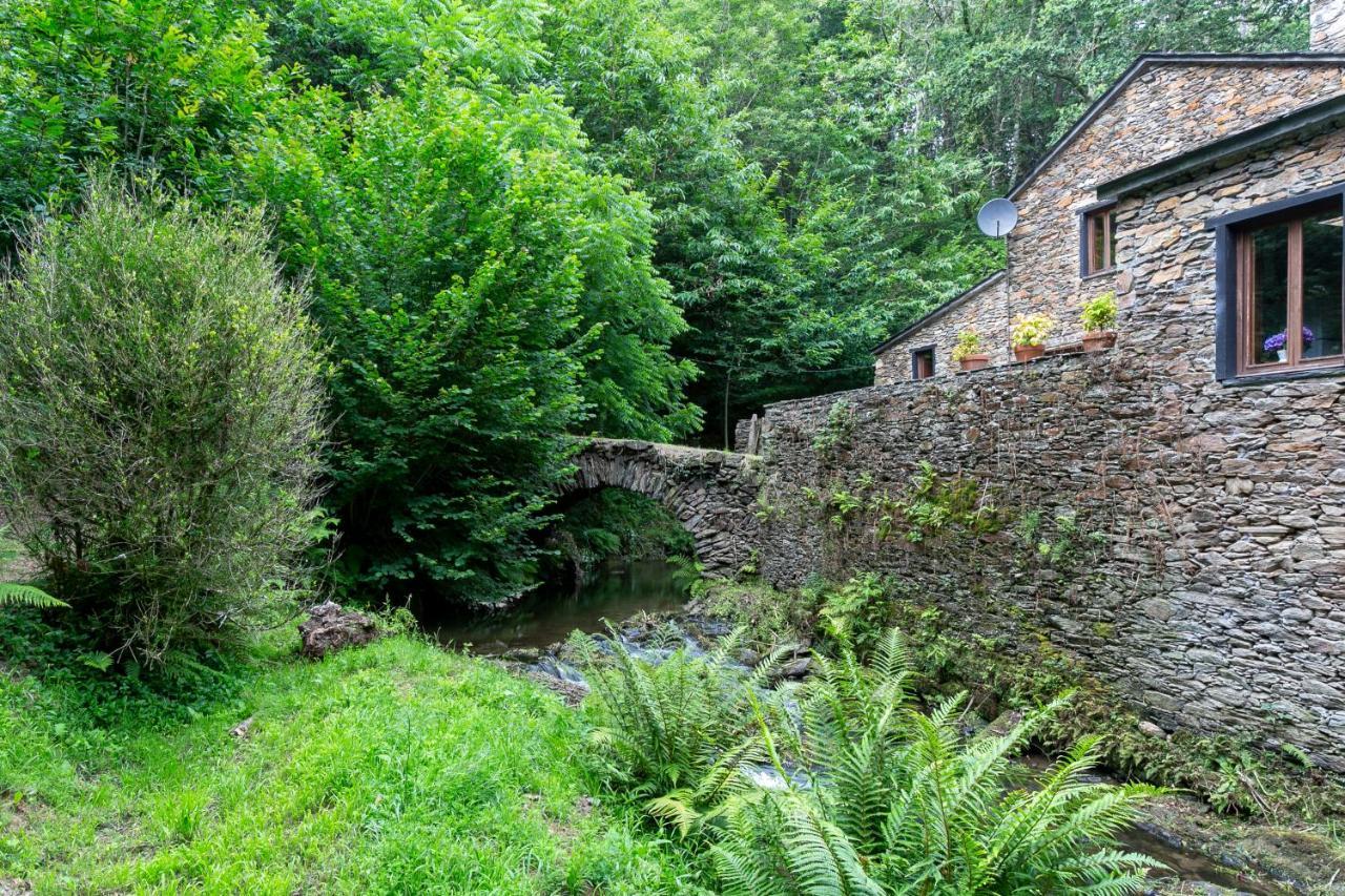 Casas Del Molino - Muinos Do Mainzoso Turismo Rural Paderne エクステリア 写真